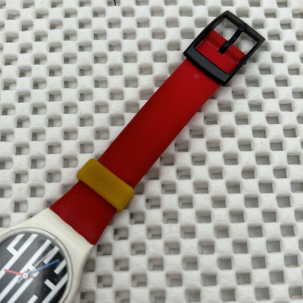Swatch Watch - LW117 - SPEEDLIMIT - Picture 3 of 10